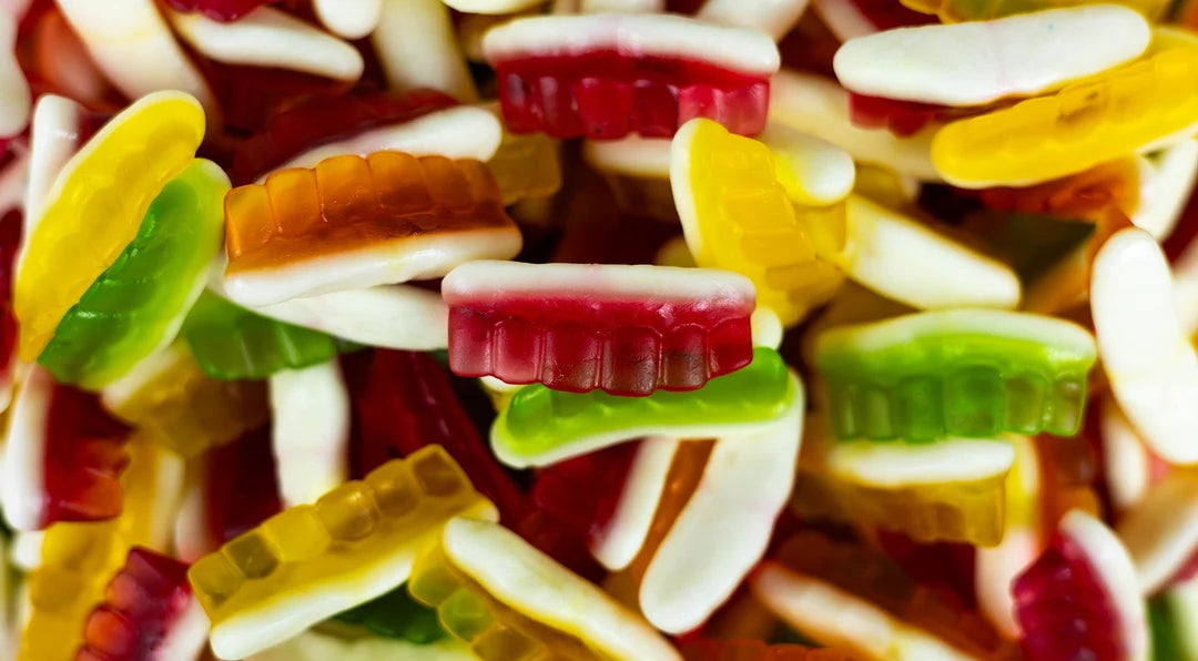 Jellioo Swedish Fruity Teeth, 1/4lb